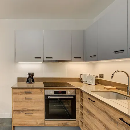 Apartment White Pearl A03 - Alpes Travel - - Sleeps 2-4