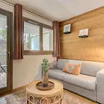 White Pearl A03, Alpes Agency, Chamonix, Sleeps 2-4 Chamonix