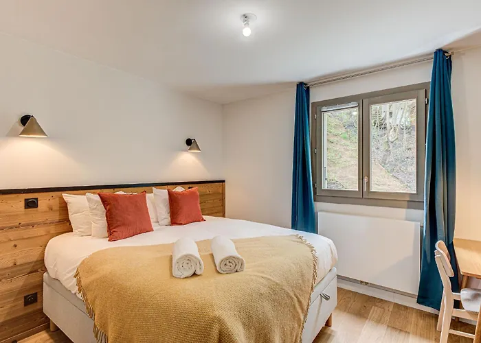 White Pearl A03 - Alpes Travel - - Sleeps 2-4 Chamonix