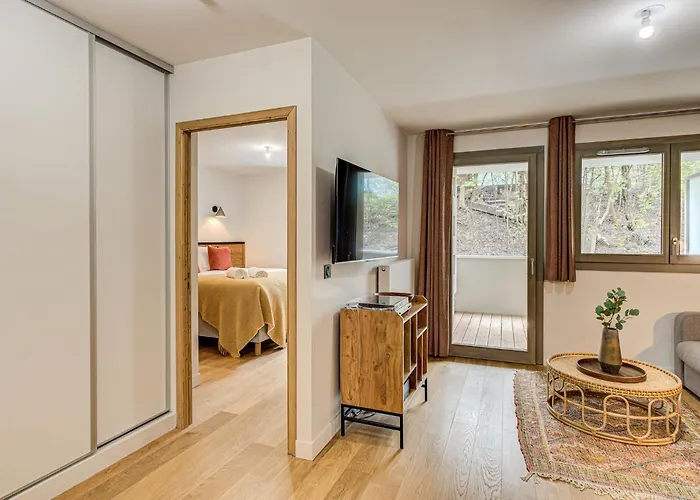 White Pearl A03 - Alpes Travel - - Sleeps 2-4