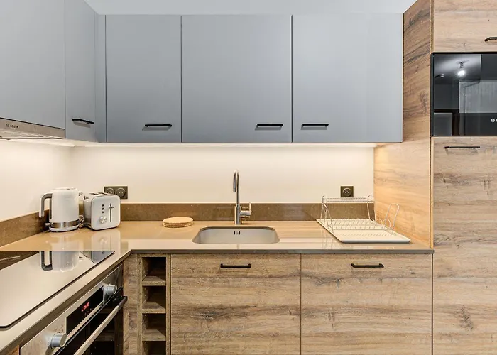 White Pearl A03 - Alpes Travel - - Sleeps 2-4 Chamonix